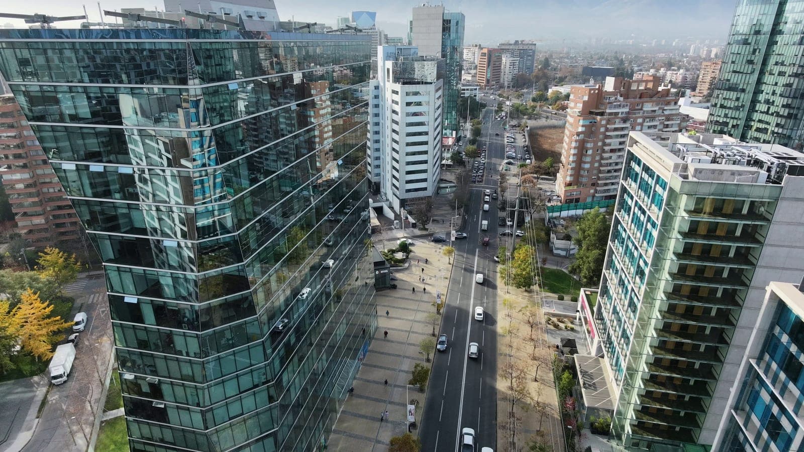 Toma aérea con dron de Vórtice 360 sobre faena en Chile